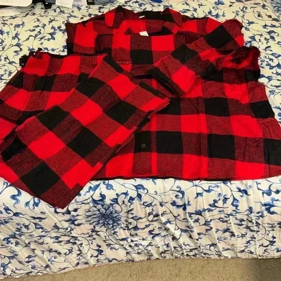 Old Navy Women’s red and black buffalo plaid flannel pajamas size 4X, NWT - Picture 1 of 6